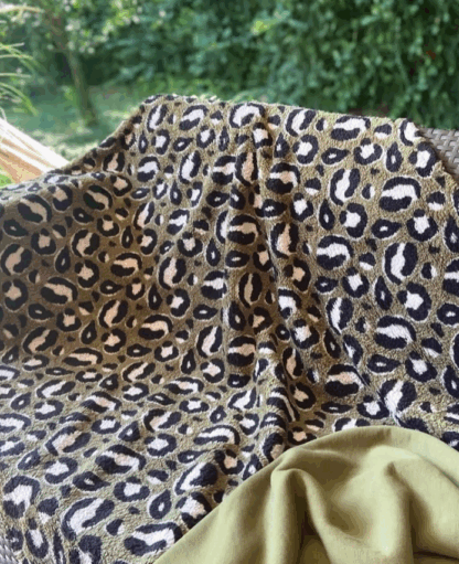 Manta To - Animal print verde - Imagen 3